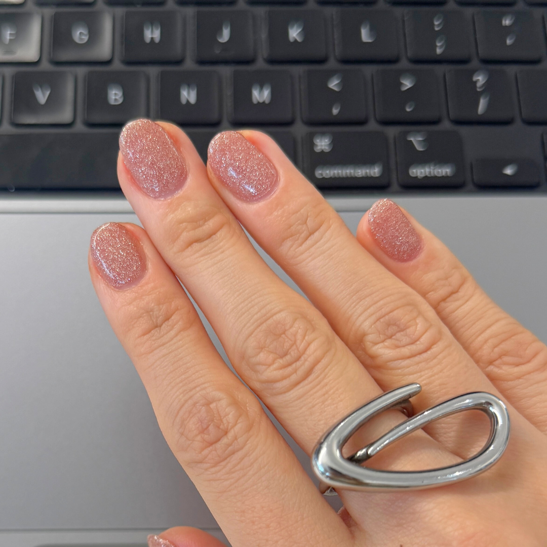 ピンククォーツ (Pink Quartz)