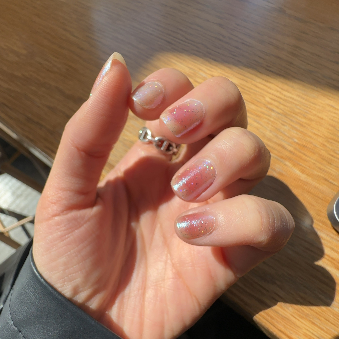 チーキーチャーム (Cheeky Charm)