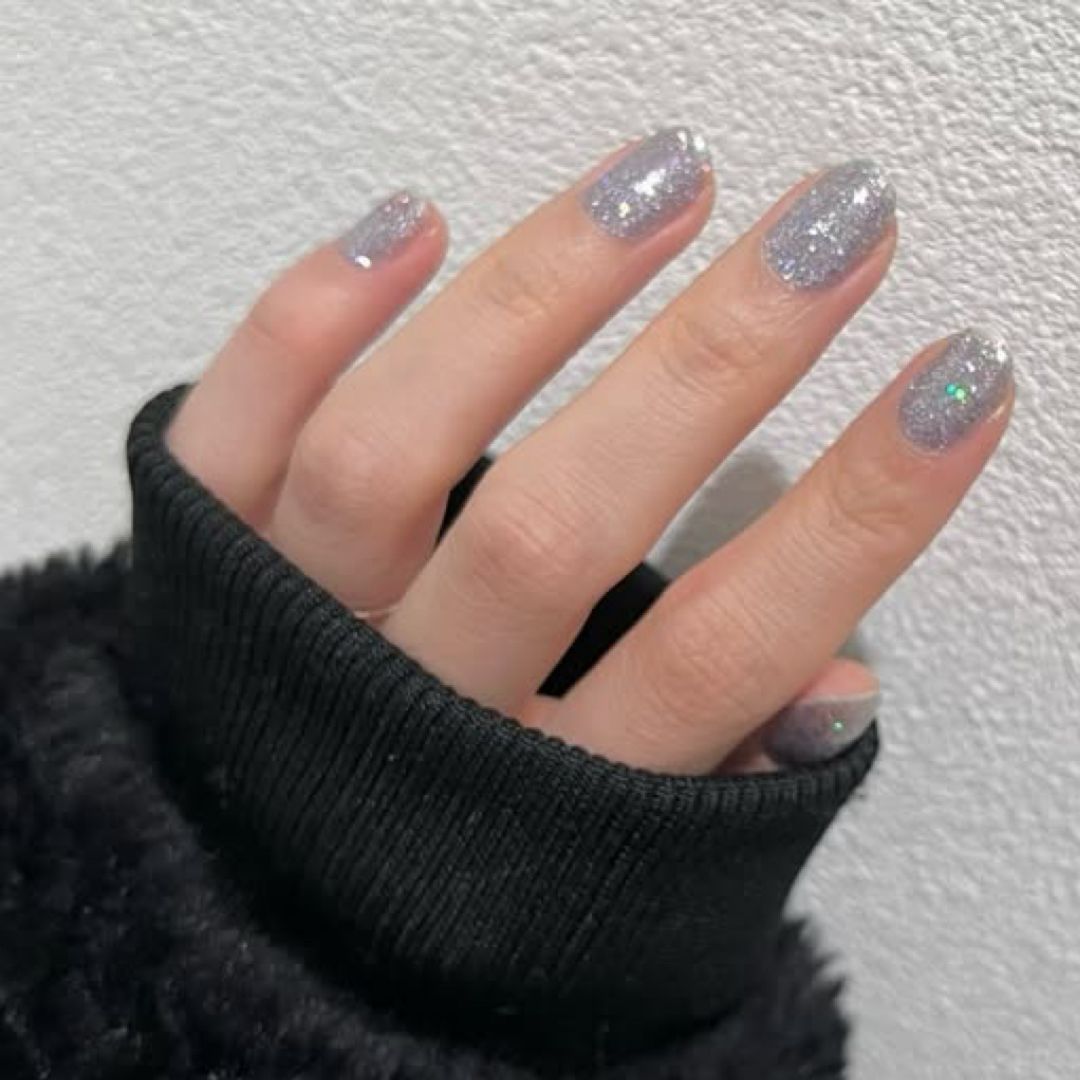 シャイニングスノー (Shining Snow)