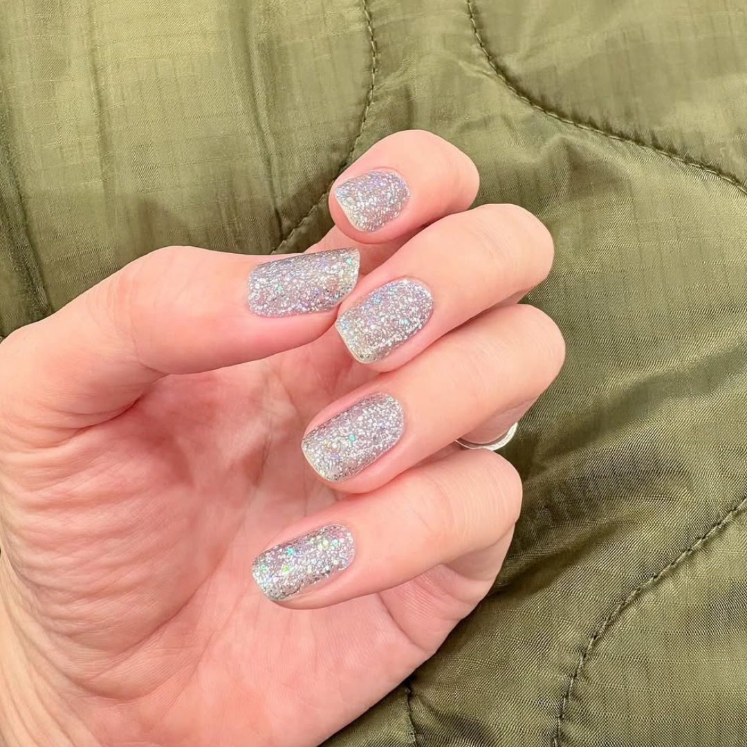 シャイニングスノー (Shining Snow)