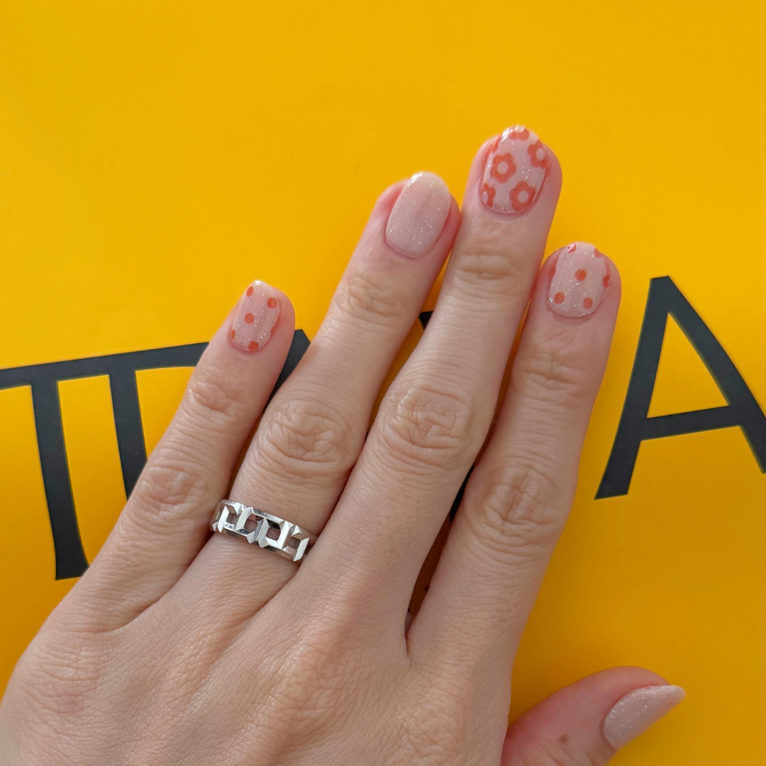 ピーチィペタルズ (Peachy Petals)