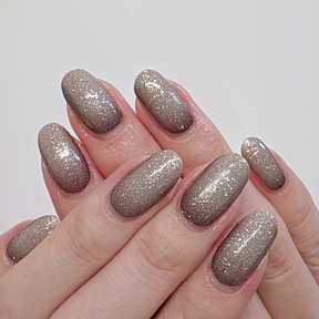 クレセント (Crescent)