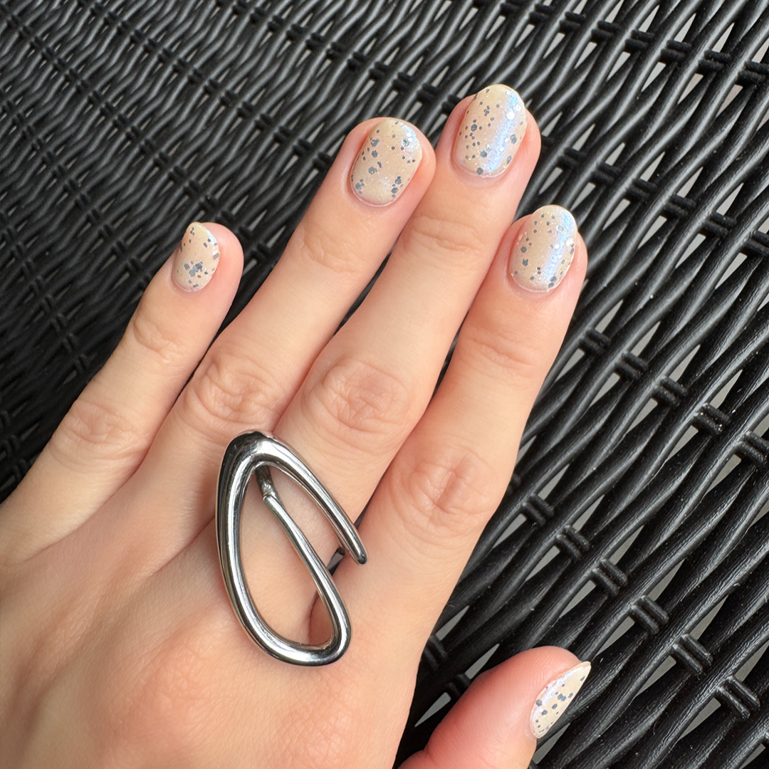 シルバーフルーリー (Silver Flurry)