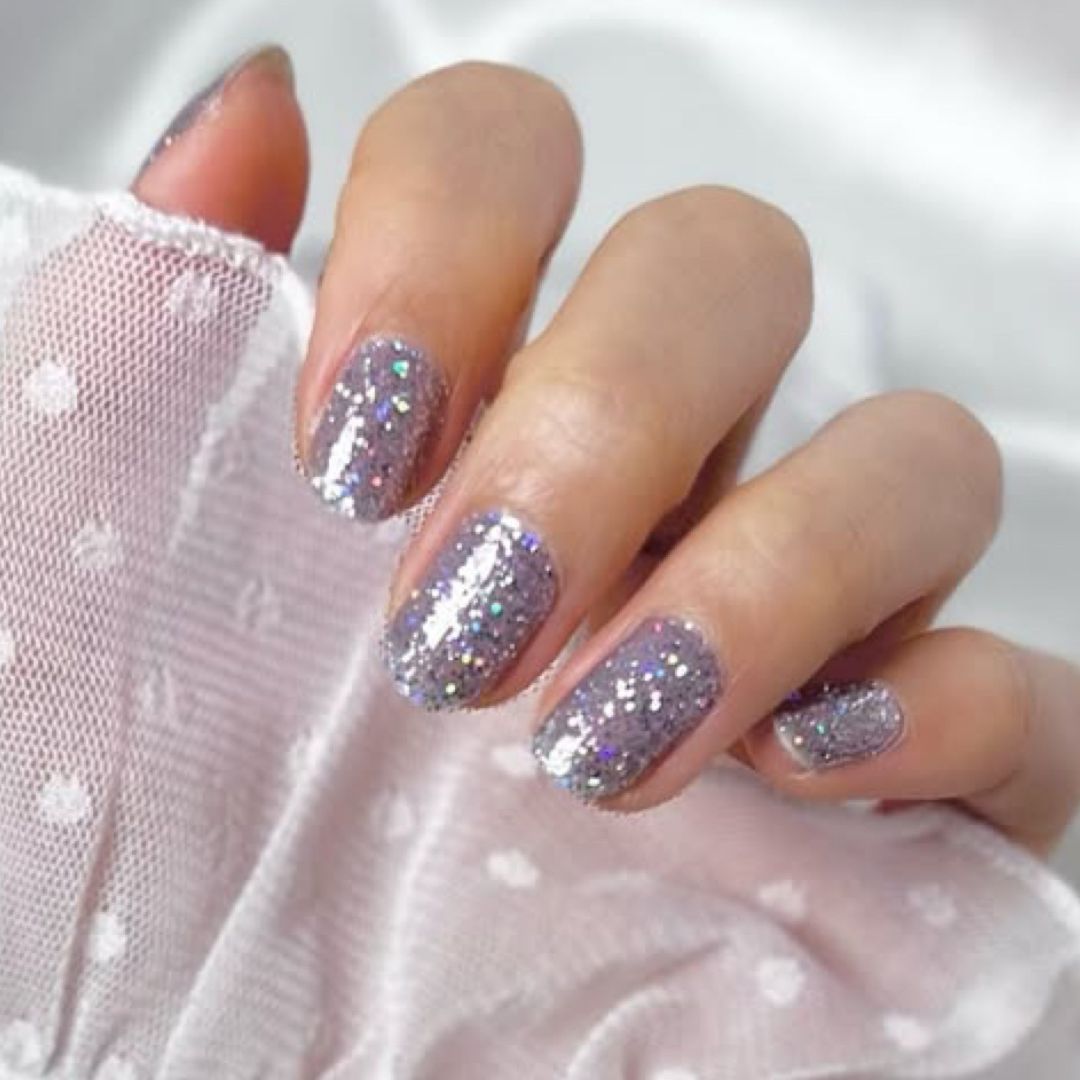 シャイニングスノー (Shining Snow)