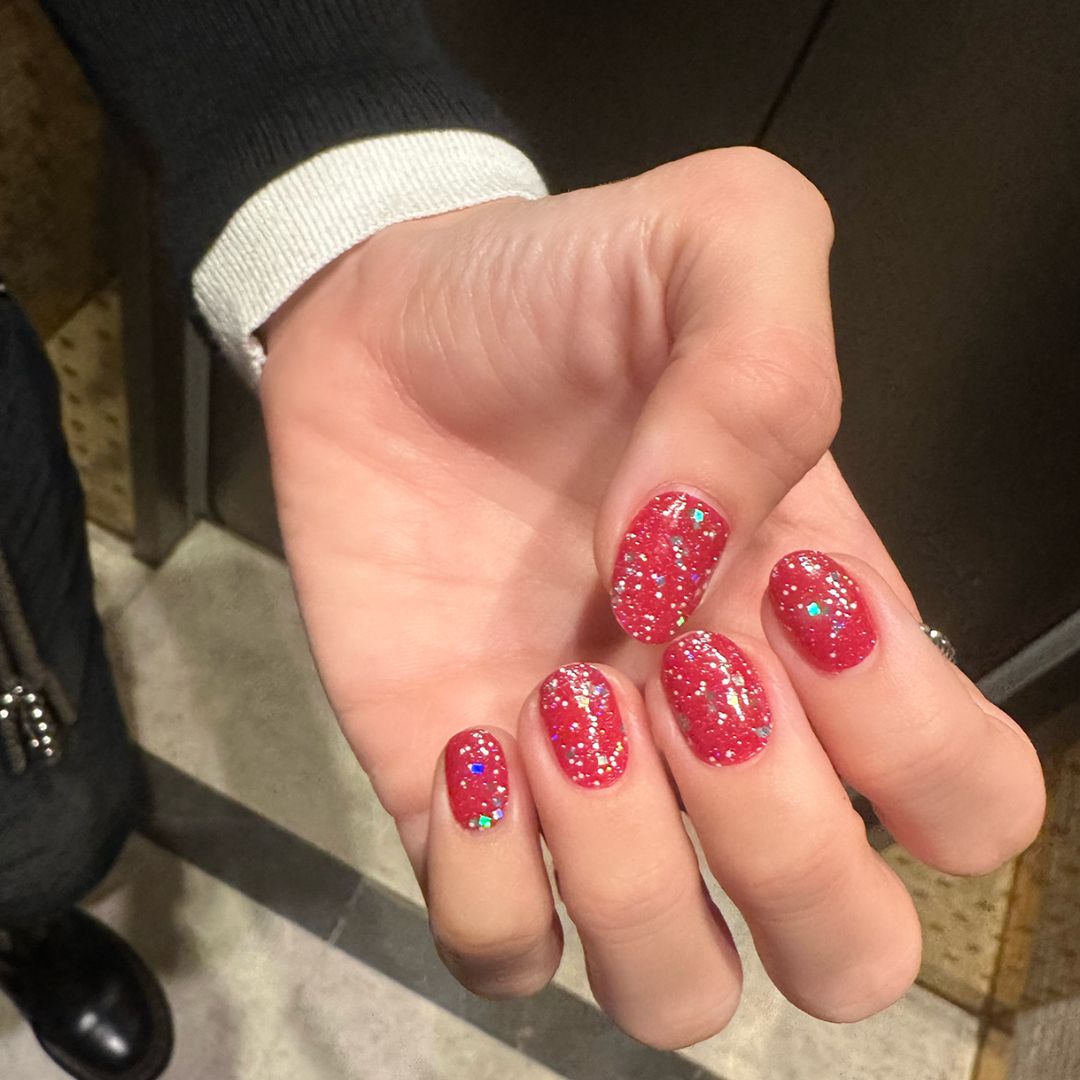 クリムゾンワンダー (Crimson Wonder)