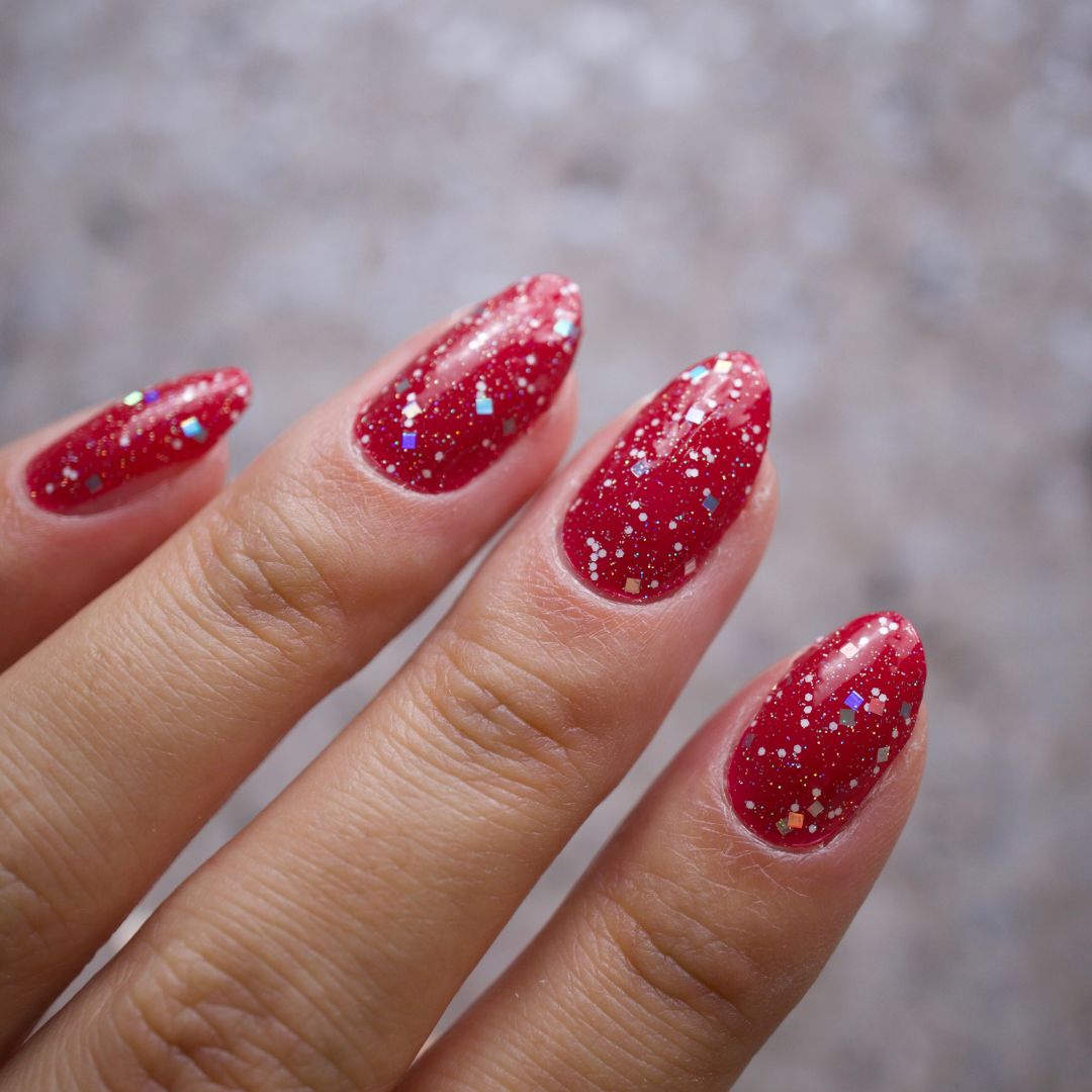 クリムゾンワンダー (Crimson Wonder)