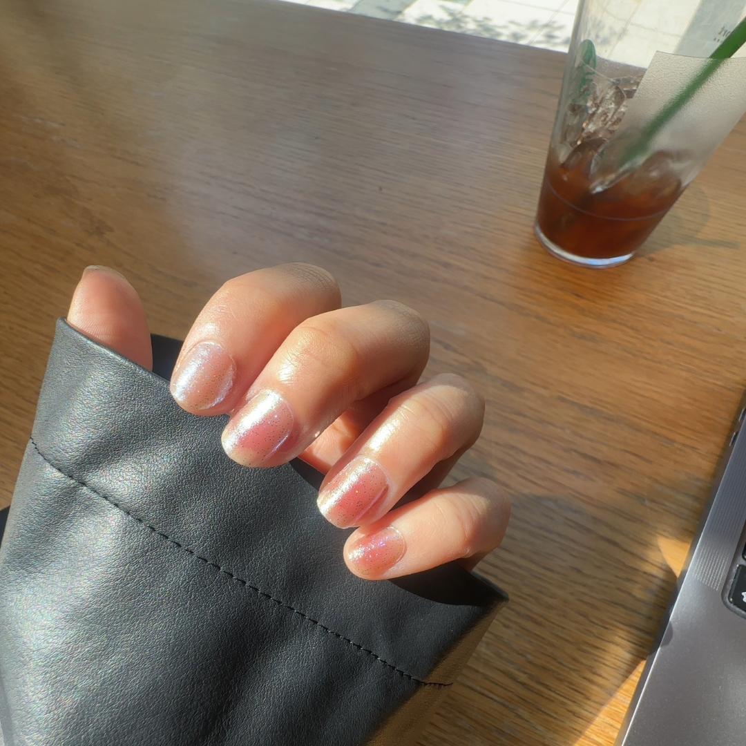 チーキーチャーム (Cheeky Charm)